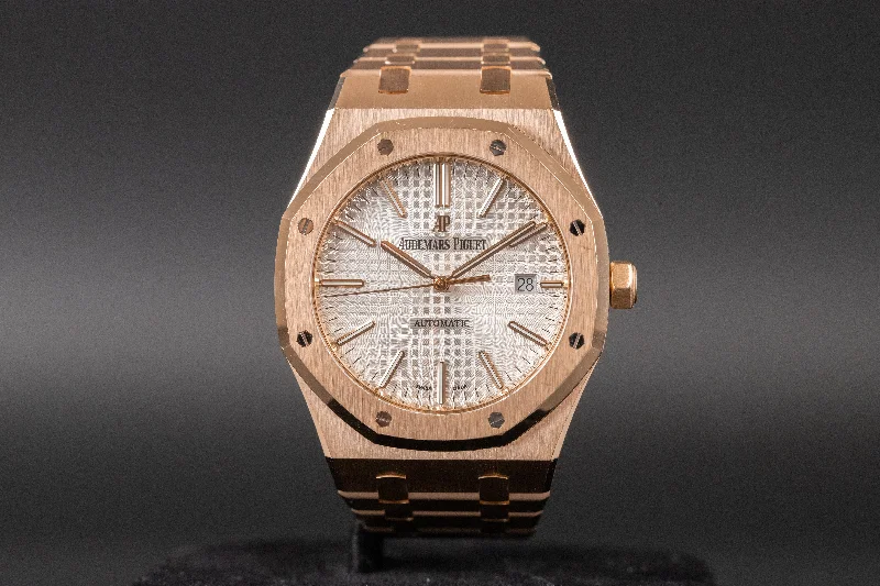 Audemars Piguet<br>15400OR Royal Oak White Dial