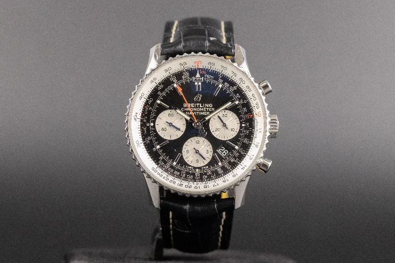 Breitling<br>AB0121 Navitimer B01 Chronograph 43