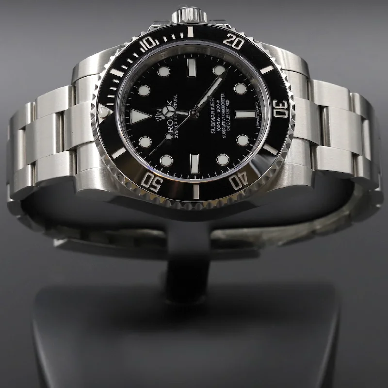 Rolex<br>114060 Submariner No Date