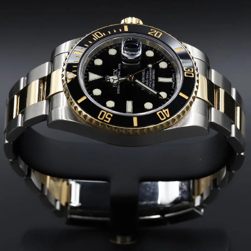 Rolex<br>116613LN Submariner SS/18k Black Dial