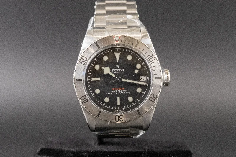 Tudor<br>M79730 Black Bay Steel