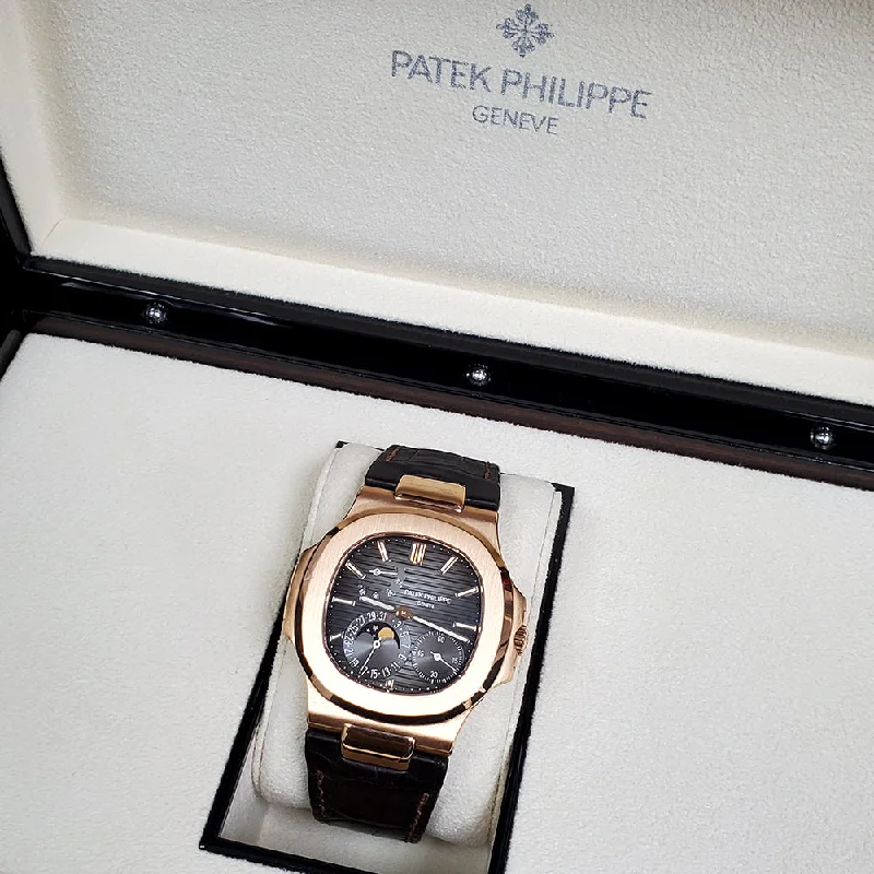 2020 Patek Philippe Nautilus 40mm Rose Gold Watch 5712R-001 Box Papers