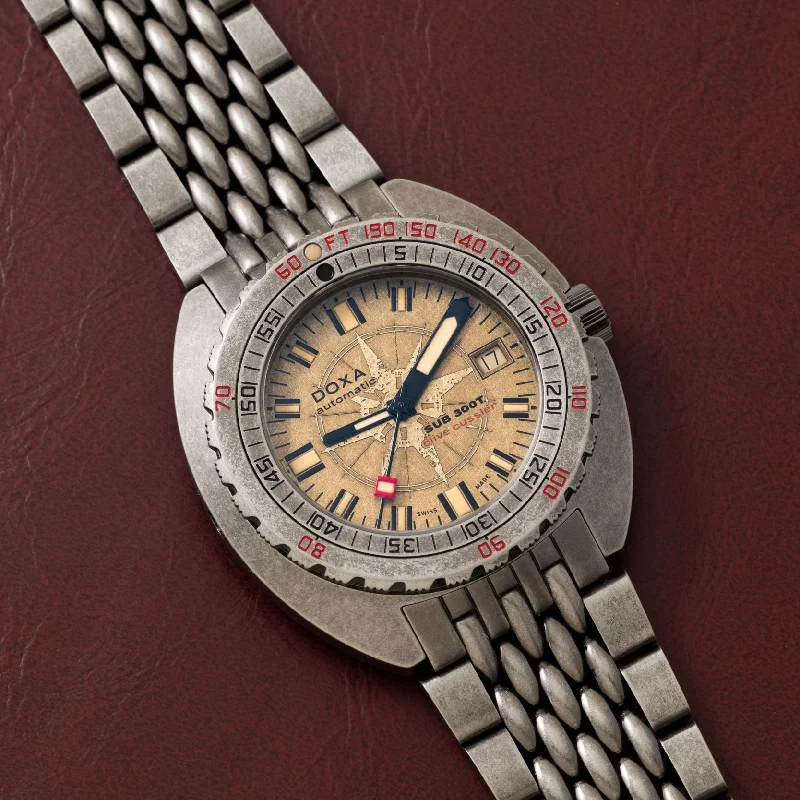 DOXA SUB 300T Clive Cussler