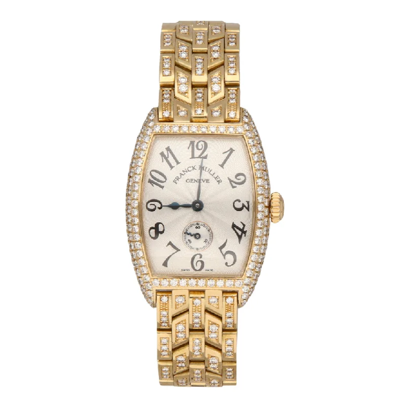 Reloj Franck Muller para dama modelo Curvex en oro amarillo 18 kilates.