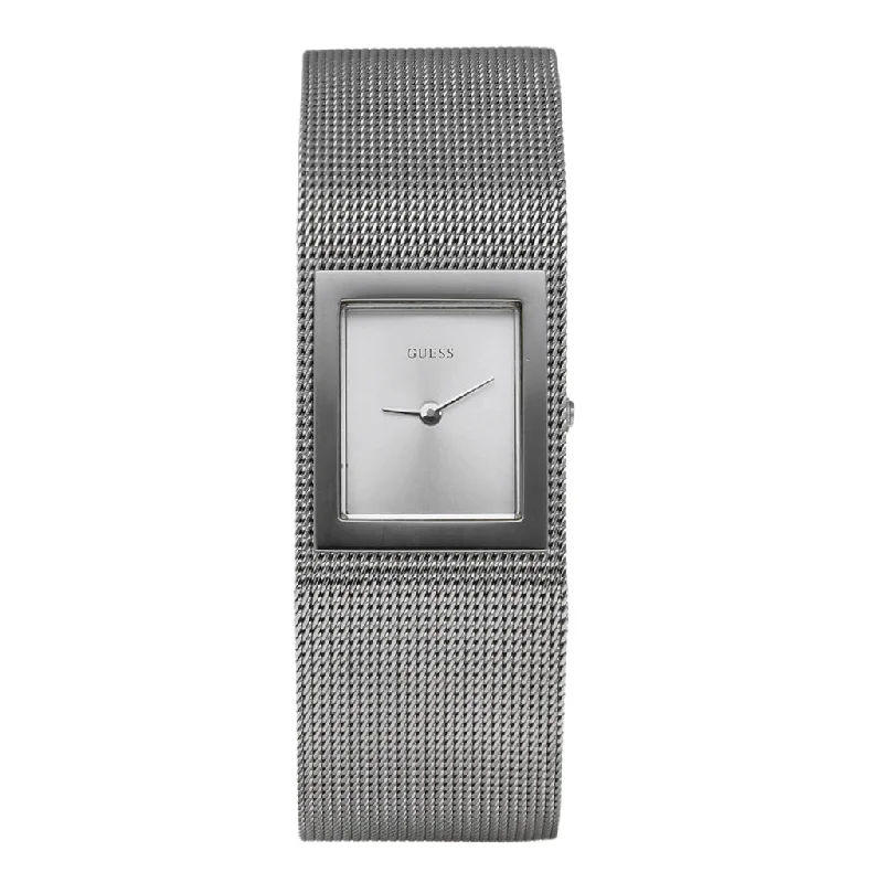 Reloj Guess para dama en acero inoxidable.