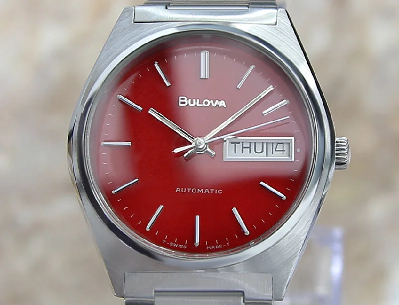 Red 1970's Bulova N9 Swiss Made Men's Watch